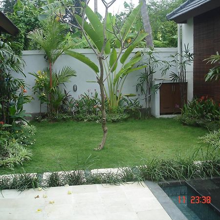 Bumi Ayu Villa Sanur Esterno foto